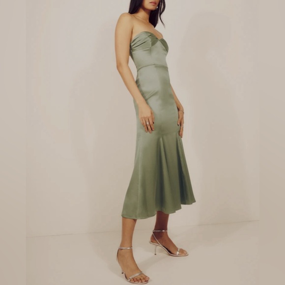 Reformation Dresses & Skirts - Reformation Hensley Dress